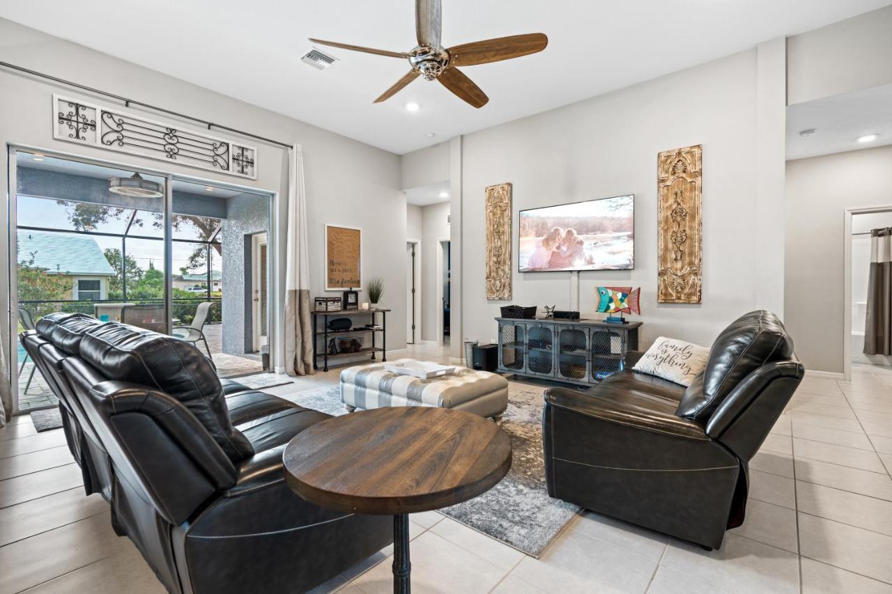 Beautiful Cape Coral Oasis! King Bed, Bbq, Heated Pool, Pvt Yard & Much More! ภายนอก รูปภาพ