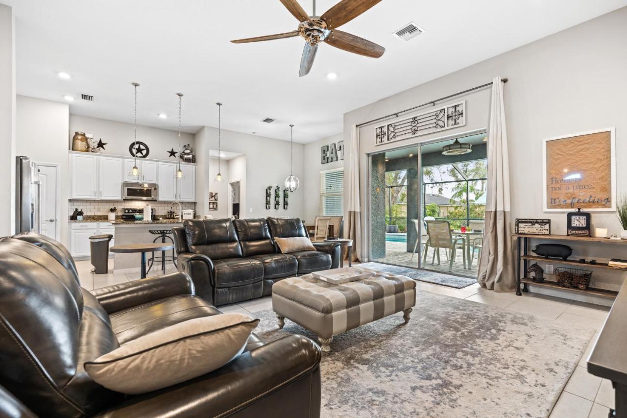 Beautiful Cape Coral Oasis! King Bed, Bbq, Heated Pool, Pvt Yard & Much More! ภายนอก รูปภาพ